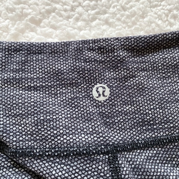 Lululemon x SoulCycle | Wunder Under Crop II *Diamond Jacquard Space Dye - Picture 8 of 13